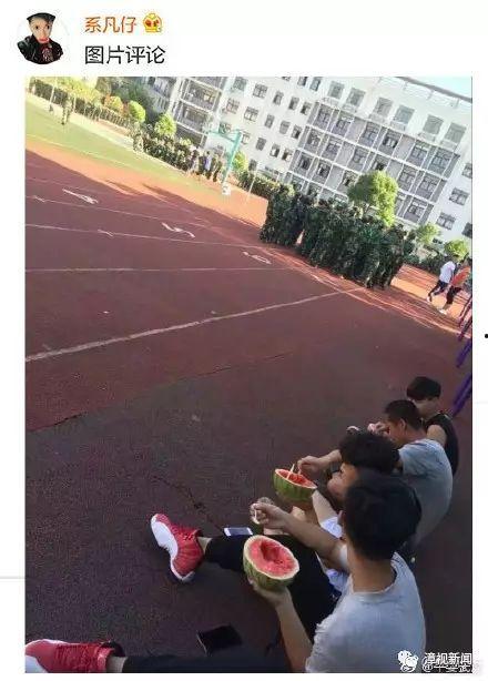 吃瓜-军训女生在酒吧,揭秘校园生活新风尚