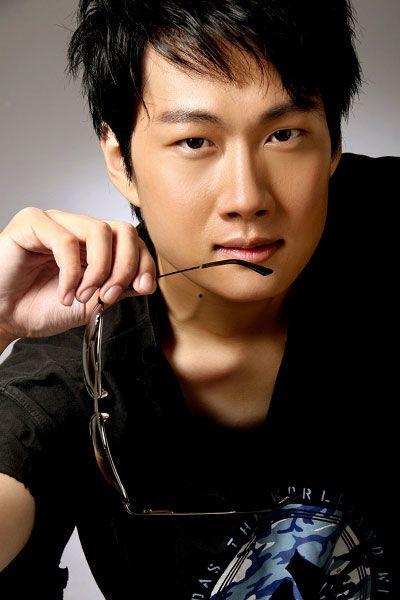 明星侯凯,星光璀璨的演艺之路