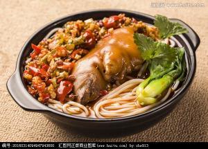 河南许昌网红猪脚米线